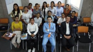 カトマンズの語学学校を見学、セミナー行いました