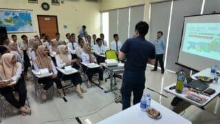 インドネシア・スマランで日本就労希望者向けセミナーを実施